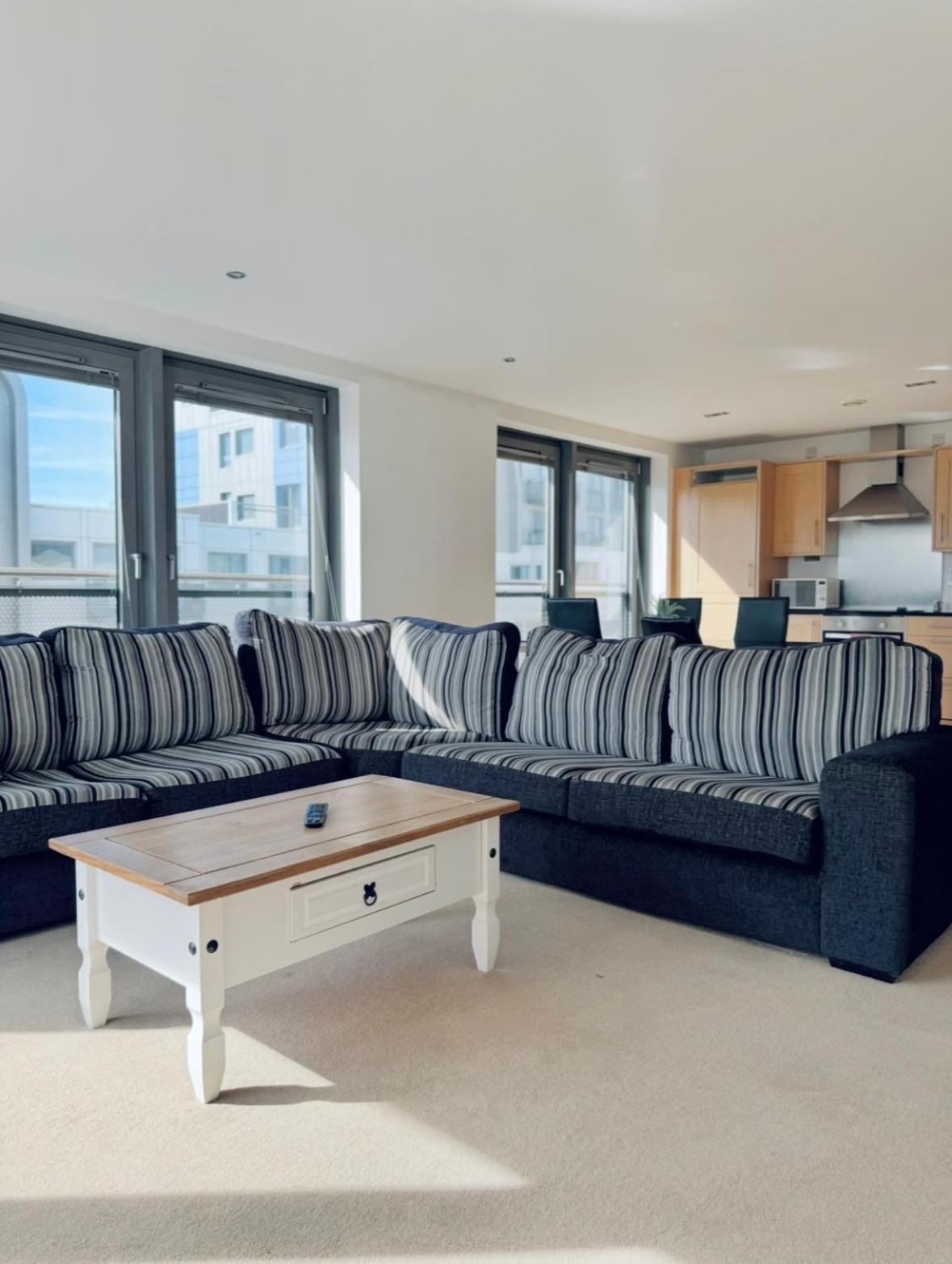 Modern Two Bedroom Apartments Εδιμβούργο Εξωτερικό φωτογραφία