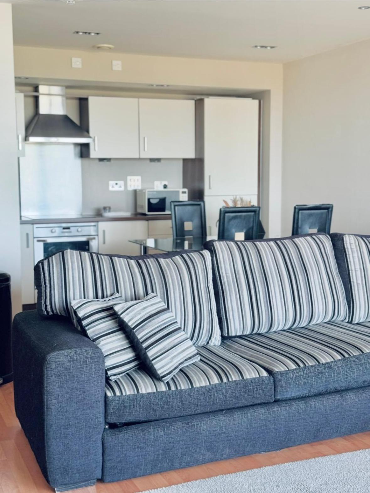 Modern Two Bedroom Apartments Εδιμβούργο Εξωτερικό φωτογραφία