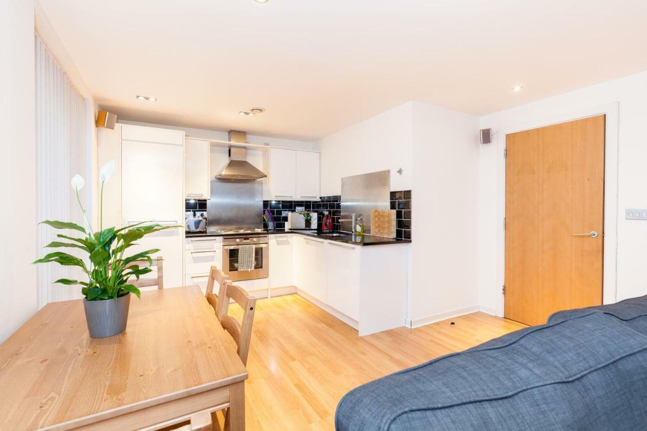 Modern Two Bedroom Apartments Εδιμβούργο Εξωτερικό φωτογραφία